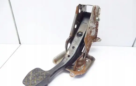 Volkswagen Caddy Brake pedal 1K1721130G