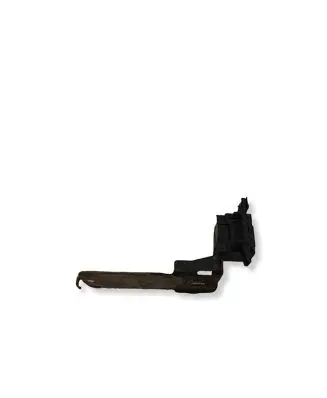 BMW X1 E84 Radiator mount bracket 7591647