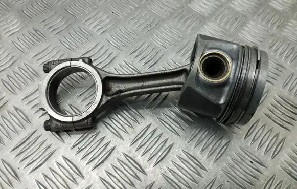 Volkswagen PASSAT B6 Piston with connecting rod