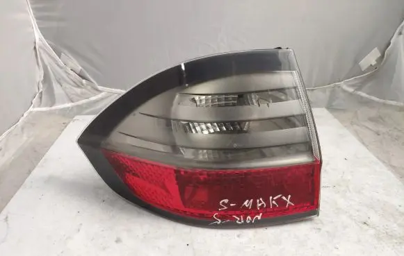 Ford S-MAX Rear/tail lights 6M2113405AJ