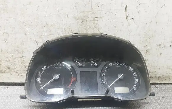 Skoda Octavia Mk1 (1U) Speedometer (instrument cluster) 1U0920800