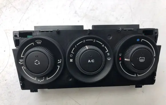 Peugeot 3008 I Climate control unit