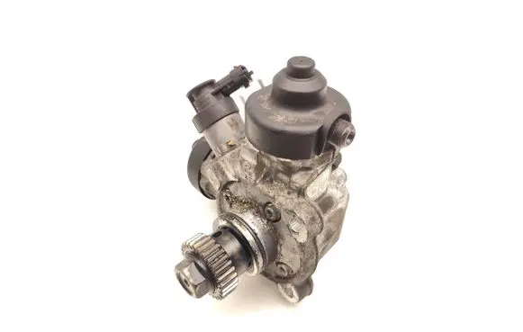 Jeep Grand Cherokee Fuel injection high pressure pump 35022143F 0445010696