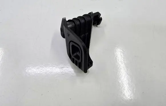 BMW 3 F30 F35 F31 Headlight/headlamp mounting bracket 7285597