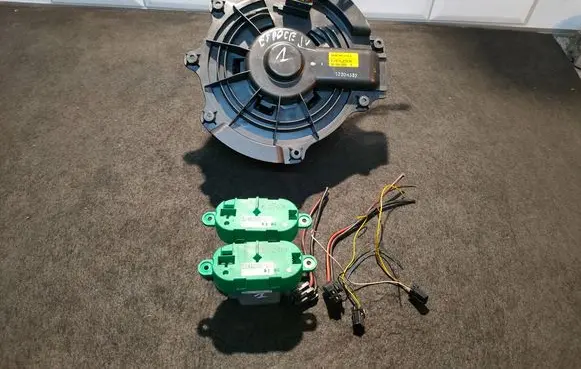 Renault Espace - Grand espace IV Heater fan/blower 52492209 52204337