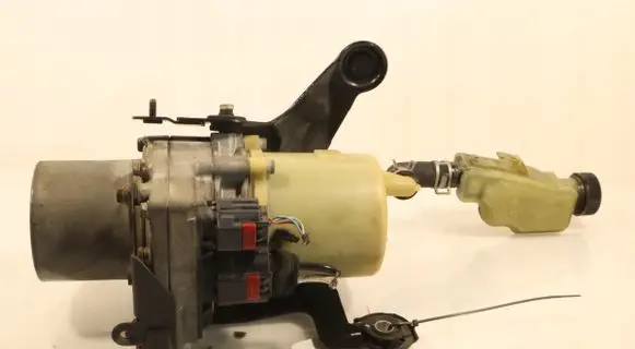 Mazda 3 II Power steering pump 094200322