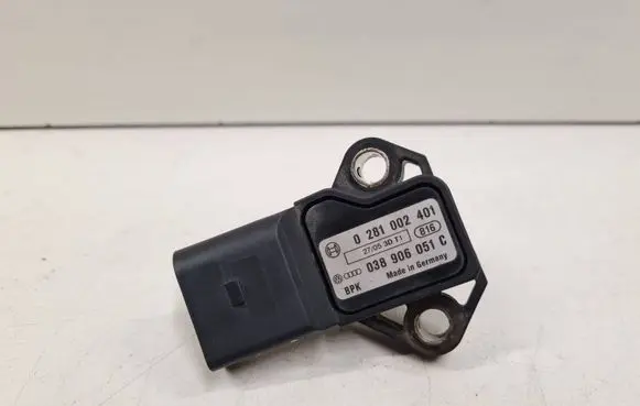 Volkswagen Touareg I Air pressure sensor 0281002401 038906051C