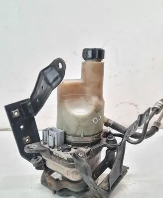 Volvo V50 Power steering pump 040085018094