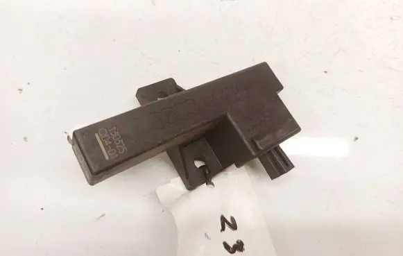 Audi A7 S7 4G Antenna control unit 8K0907247 33542221