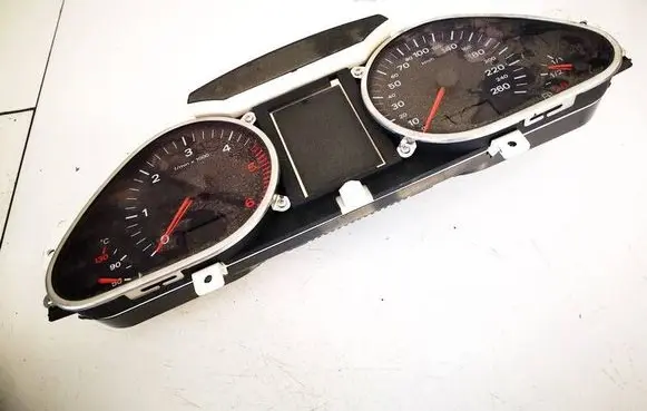 Audi Q7 4L Speedometer (instrument cluster) 5550007301