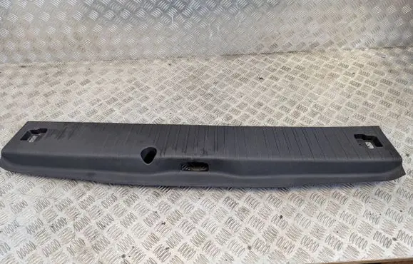 Opel Combo E Trunk/boot sill cover protection 9817219177