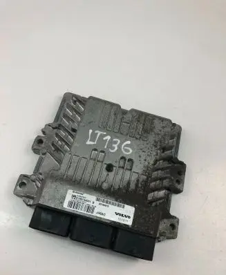 Volvo V50 Engine control unit/module ECU 30788975 S180134001B