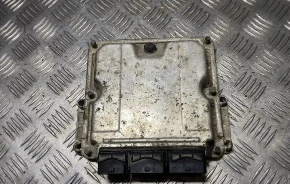 Renault Espace - Grand espace IV Engine control unit/module 8200211726 8200085386 0281011103