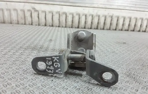 Toyota Picnic Rear door upper hinge
