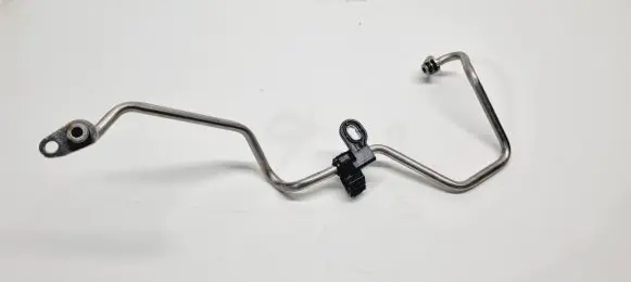 Skoda Karoq Turbo turbocharger oiling pipe/hose 05E145140N