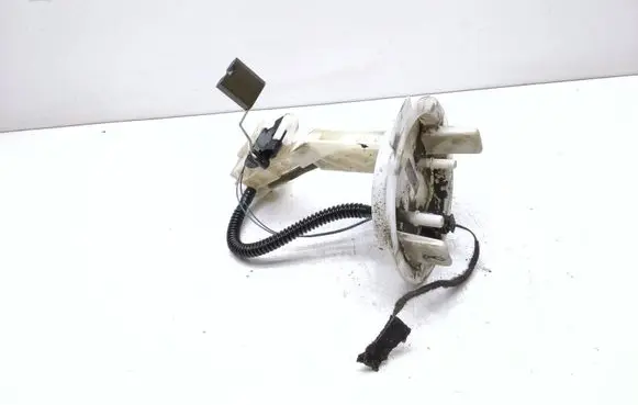 Mercedes-Benz C W204 Fuel level sensor A2044700694