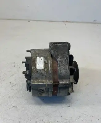 BMW 5 E34 Generator/alternator 010469757