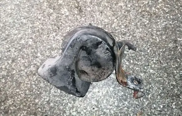 Audi A8 S8 D3 4E Horn signal