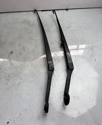BMW 3 E46 Front wiper blade arm 6543