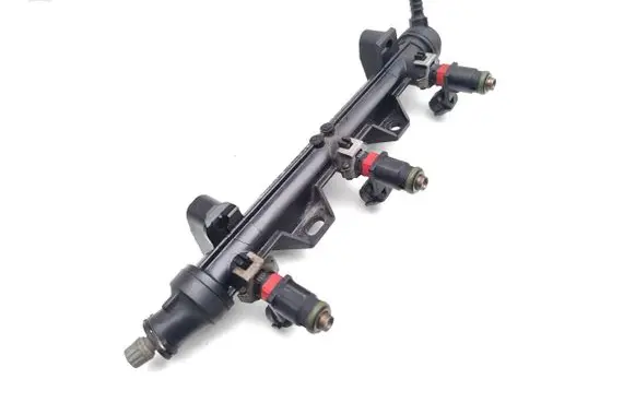 Seat Ibiza IV (6J,6P) Fuel main line pipe 03E906031C 03E133320A