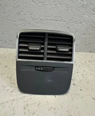 Audi A3 S3 8V Rear air vent grill 8V0819203A 004227 13012020