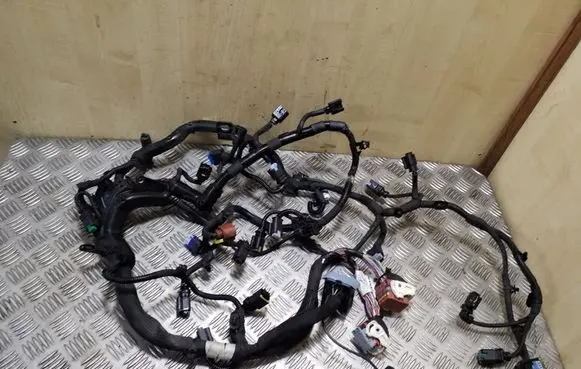 Citroen DS4 Engine installation wiring loom 9674051780
