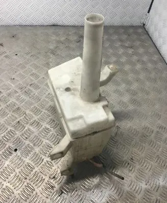 Nissan X-Trail T30 Clutch fluid reservoir/tank 