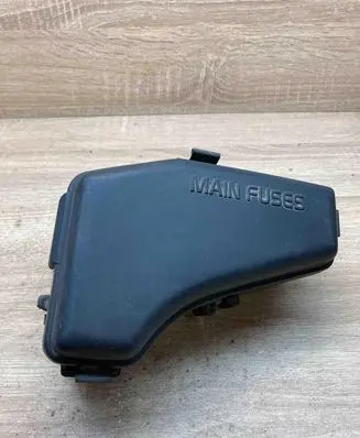 Volvo S70 V70 V70 XC Fuse module 9128576 9162084