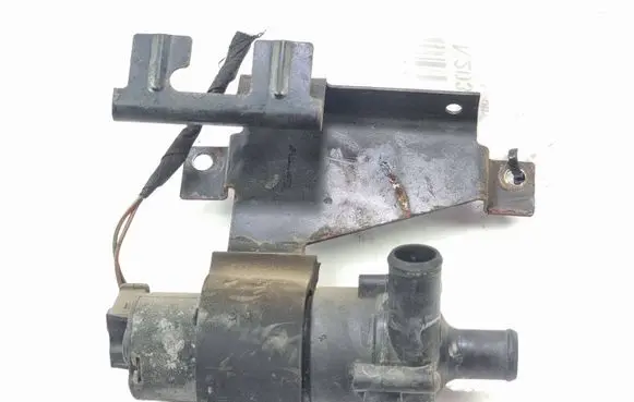 Mercedes-Benz Vito Viano W638 Water pump 0008351364