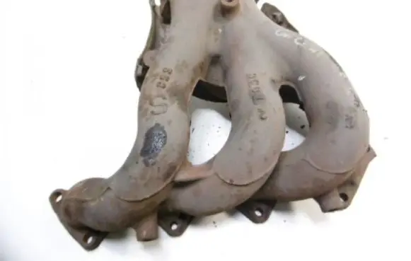 Mitsubishi Galant Exhaust manifold