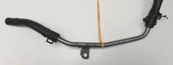 Hyundai Genesis Engine coolant pipe/hose