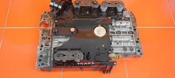 Volvo XC90 Torque split ecu control unit/module A1402700069 14MB3
