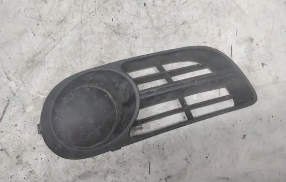Skoda Fabia Mk2 (5J) Front bumper lower grill 6Y0807468D