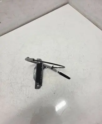 Rear door interior handle