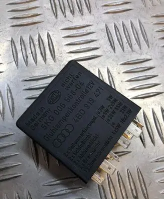 Audi A6 S6 C5 4B Light relay 4B0919471