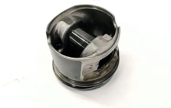BMW 3 F30 F35 F31 Piston 781075509 7810755