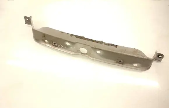 Opel Antara Fender mounting bracket 