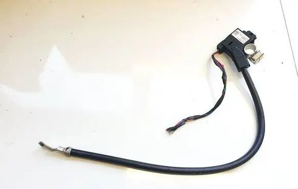 BMW 5 F10 F11 Positive cable (battery) 6121930235601 14464710CZ