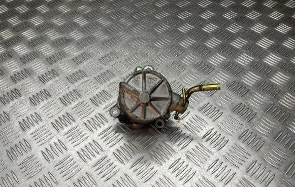Mazda 6 Vacuum pump