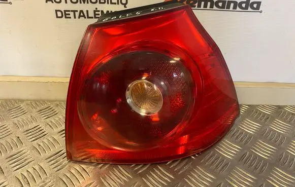 Volkswagen Golf V Rear/tail lights 1K6945096E