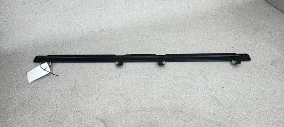 BMW 3 E30 Rear seat guide rail 52201947600 52208134366