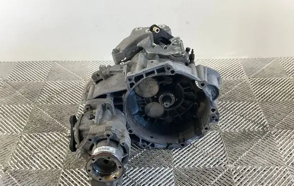 Manual 6 speed gearbox