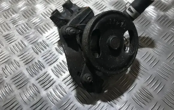Power steering pump