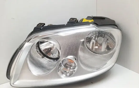 Volkswagen Caddy Headlight/headlamp 2K0941005