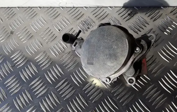 Nissan Qashqai Vacuum pump 146502018R 310512 0661591