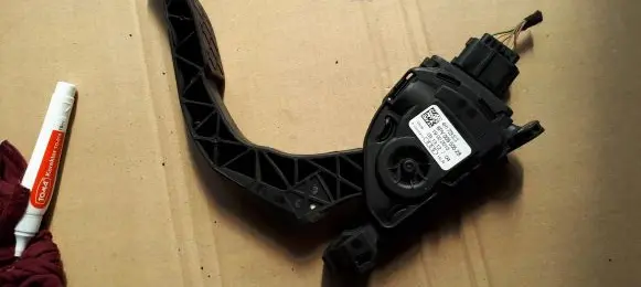 Audi A7 S7 4G Accelerator throttle pedal 4H1723523