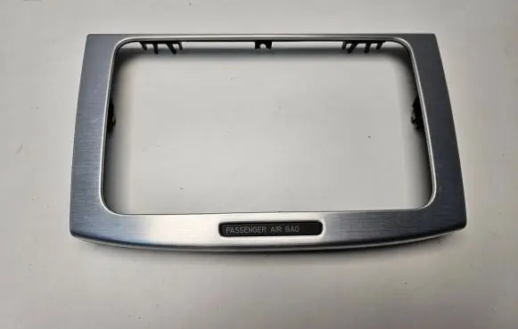 Volkswagen PASSAT B6 Radio/GPS head unit trim 3C0858069AG