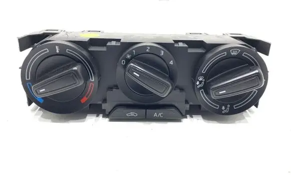 Skoda Fabia Mk3 (NJ) Interior fan control switch 