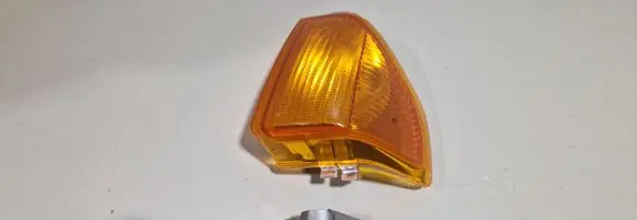 Ford Escort Front indicator light