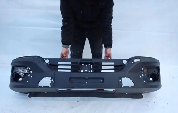 Iveco Daily 6th gen Front bumper